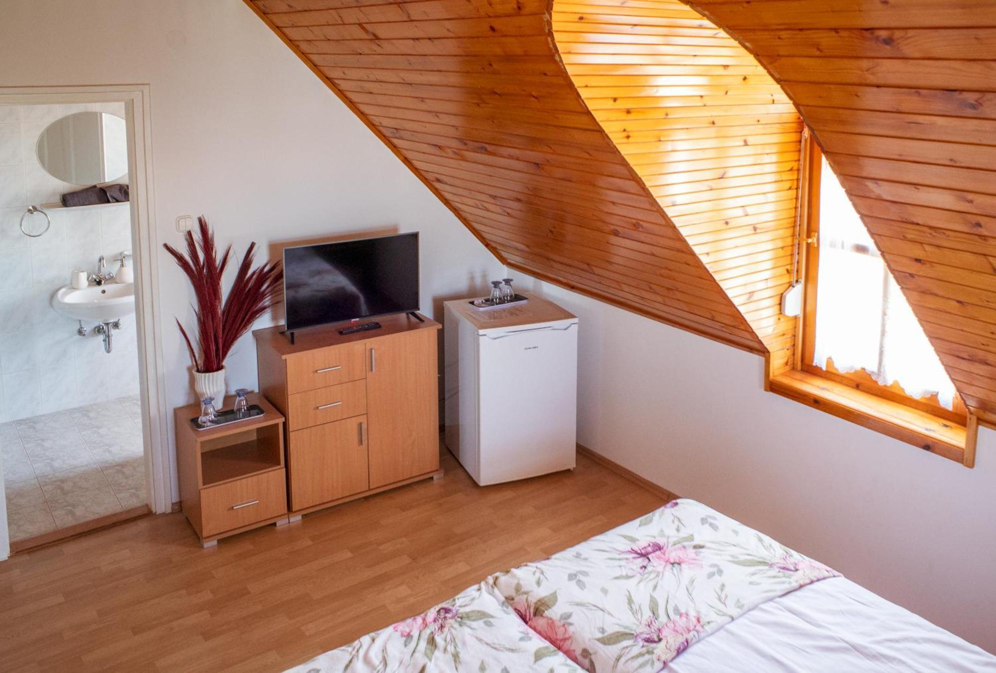Bella Villa Apartmanhaz Zamardi Luaran gambar